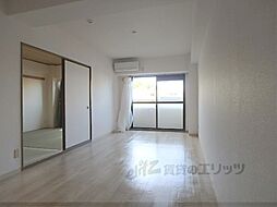 カリオン大町 106 1階2LDKのリビング/ダイニング