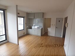 阪急京都本線 桂駅 徒歩10分の賃貸アパート 2階2LDKのリビング/ダイニング