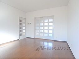 阪急京都本線 桂駅 徒歩13分の賃貸マンション 3階2LDKのリビング/ダイニング