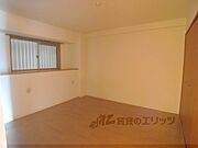洋室　6.5帖