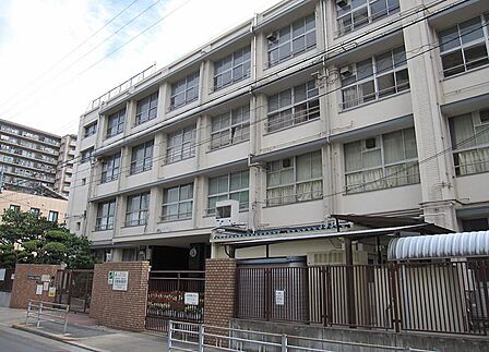 大阪市立平林小学校まで徒歩約3分