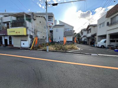 外観：南海本線「高石」駅まで徒歩１１分♪毎日の通勤や通学に便利ですね！