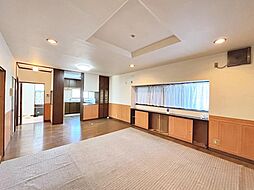 居間