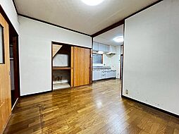 居間
