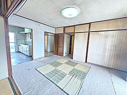 居間