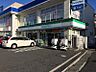 周辺：ファミリーマート京屋御陵前店まで徒歩８分