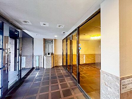オートロックですので、セキュリティ面も安心ですよ♪