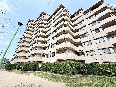 お家探しを始めてみようと思われたら是非【イエストア】までお気軽にご相談下さいませ♪