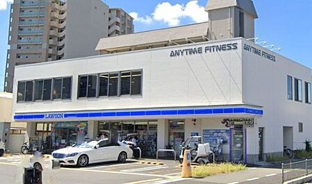 ローソン堺鉄砲町西店まで徒歩６分
