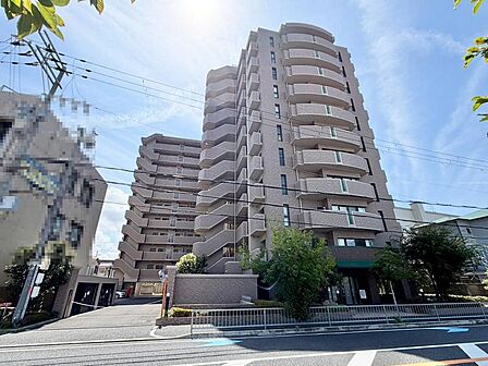 南海本線「泉大津」駅まで徒歩4分!毎日の通勤や通学に便利ですね!