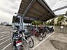 その他：駐輪場に屋根があるので、雨の日に自転車が濡れにくく嬉しいですね