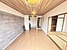 室内：ＬＤＫ約１２．９帖！ゆとりあるリビングに家族の時間も増えますね♪南向きの明るい空間です！