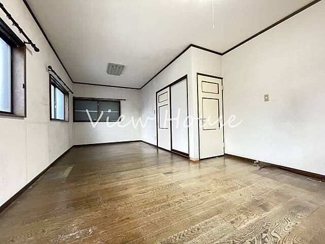 室内 前橋市上新田町