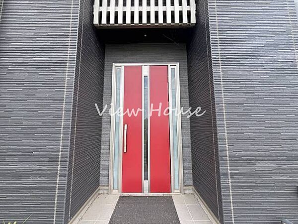 玄関を拡大表示
