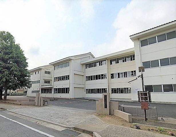 周辺 館林市広内町