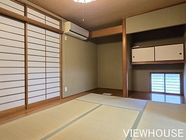 室内 館林市広内町