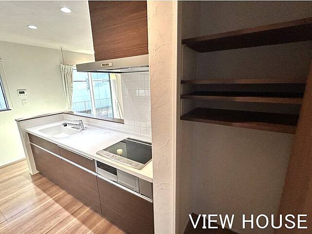 収納 太田市宝町