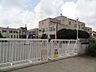 周辺：伊勢崎市立南小学校 611m学校には、ヒマラヤ杉、プラタナスやサクラの木々があり豊な緑に彩られた環境です!!春には満開の桜を楽しめます♪