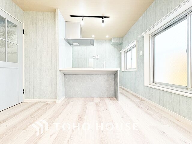 リビング/ダイニング 大久保ローヤルコーポ 6階/-