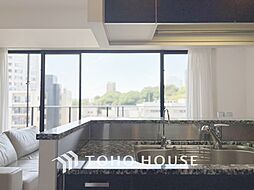 【KITCHEN】◆ワクワク◆開放的で機能性も高いシステムキッチン。お子様は毎日のご飯にワクワク！