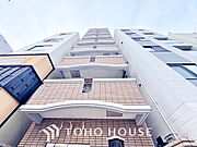 漂う上質な空気感、マンションに入れば「おかえりなさい」と笑顔で迎えてくれるエントランス。最良の心配りを感じるマンションでした。