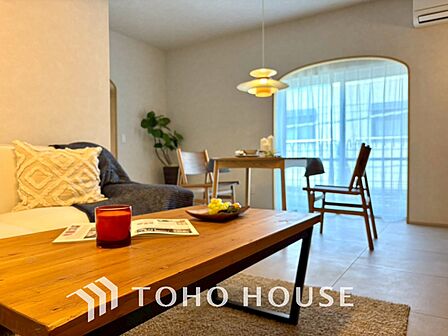 【LIVING】◆Sunshine◆光が燦々と入り、いるだけで気持ちいい。「開放的でゆとりあるお部屋です。」