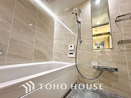 【BATHROOM】◆プライベートな空間◆simpleだからrelaxできるんです。こころもからだもキレイさっぱり。