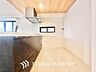 キッチン：【KITCHEN】愛おしい家族との団欒の時間をより一層幸せなものに感じさせる煌びやかなLDK。輝かしい毎日が待っています。