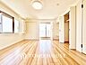 子供部屋：【洋室】冷涼な風、そよぐリビング。だんらんの場所はここから始まり、ここで終わる。家族の笑顔が集う素敵な場所だから、こだわり抜いた思いが詰まっているのだと思う。