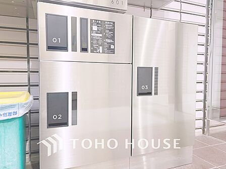 【DELIVERY BOX】◆宅配BOX◆ご不在時でも、時間指定や再配達依頼なしでお荷物を受け取ることができます。