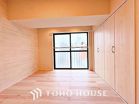 使いやすく、明るい洋室に仕上がります。子供部屋や趣味のお部屋にご利用できます。ご自身で家具などを配置し、素敵な空間を創り上げられます。