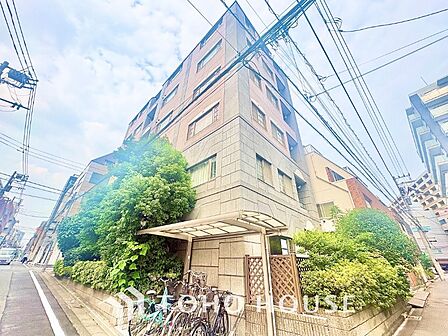 漂う上質な空気感、マンションに入れば「おかえりなさい」と笑顔で迎えてくれるエントランス。最良の心配りを感じるマンションでした。