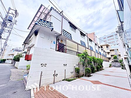 漂う上質な空気感、マンションに入れば「おかえりなさい」と笑顔で迎えてくれるエントランス。最良の心配りを感じるマンションでした。