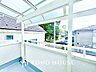 バルコニー：【バルコニー】風の匂いと、空の色をいつもより少しだけ近くに感じることのできる空間。