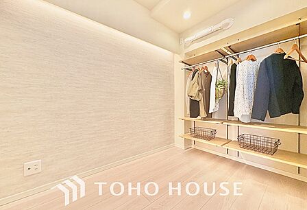 使いやすく、明るい洋室に仕上がります。子供部屋や趣味のお部屋にご利用できます。ご自身で家具などを配置し、素敵な空間を創り上げられます。