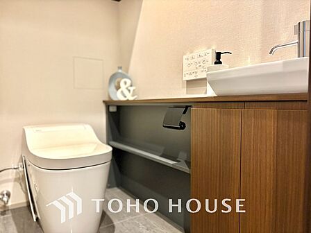 【TOILET】◆快適◆な生活に不可欠。節水型の高性能トイレを新設。