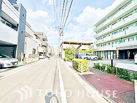【居室】主寝室としても、お子様のお部屋としても使いやすい一室です。