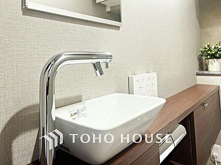 【TOILET】◆快適◆な生活に不可欠。節水型の高性能トイレを新設。