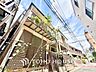 リビング/ダイニング：【時を忘れる場所】ここにはみんなが集い、食事と楽しい会話が始まる。話に夢中になりすぎて、ついつい時を忘れ夜半過ぎになってしまう。そんな束の間の幸せを感じさせてくれる場所でありたい。
