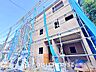 外観：ほんの少しのこだわり。ちょっとした色使いがその家がもつ雰囲気、趣（おもむき）を携え、暮らす家族や訪ねてくる友人・知人に新鮮な香りを運んできます。