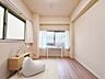 寝室：【PRIVATE ROOM】※この画像の家具の配置には、生成AIによる加工を施しております。なお、家具や調度品は、販売価格に含まれません。