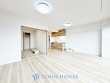 【LIVING】◆Sunshine◆光が燦々と入り、いるだけで気持ちいい。「開放的でゆとりあるお部屋です。」