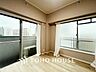 寝室：【PRIVATE ROOM】◆快適◆な暮らしに不可欠な収納スペース。快適さとともに思い出も詰まっていく。