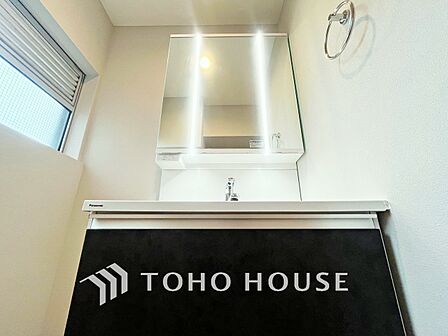 【WASHROOM】◆快適◆煌びやかな暮らしの中にも忘れたくない快適さ。大きな収納が助けてくれます。