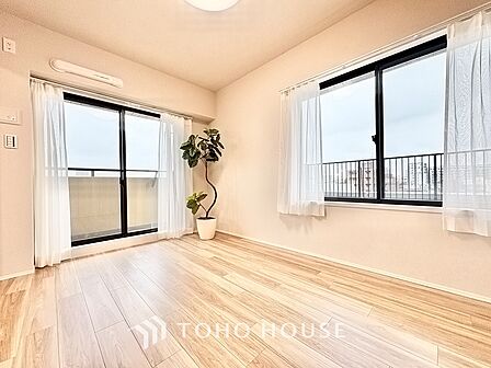 家族みんなの笑顔が、笑い声が絶えない幸せいっぱいのこの場所で新たな生活が始まる
