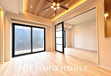 「想像していた以上に広い」が写真を撮っているときの感想です。家事動線に配慮したプランによりご家族がくつろげる明るく広い空間が確保できました。