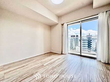 ◆色彩◆この空間に放たれた光は華美なまでに演出されたデザイン。流れる時をより芳醇なコーヒーの様な色彩奏でるアダージョ。そして情景豊かな作品のような暮らしがイメージできる。
