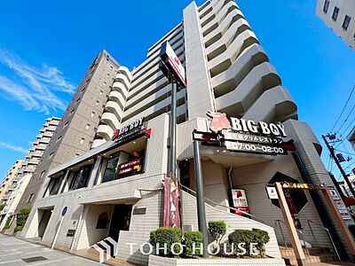 外観：漂う上質な空気感、マンションに入れば「おかえりなさい」と笑顔で迎えてくれるエントランス。最良の心配りを感じるマンションでした。