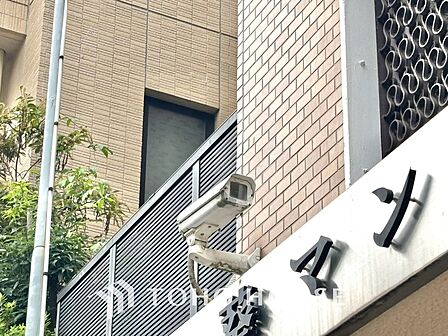 ほんの少しのこだわり。ちょっとした色使いがその家がもつ雰囲気、趣(おもむき)を携え、暮らす家族や訪ねてくる友人・知人に新鮮な香りを運んできます。