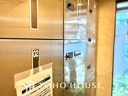 【DELIVERY BOX】◆宅配BOX◆ご不在時でも、時間指定や再配達依頼なしでお荷物を受け取ることができます。
